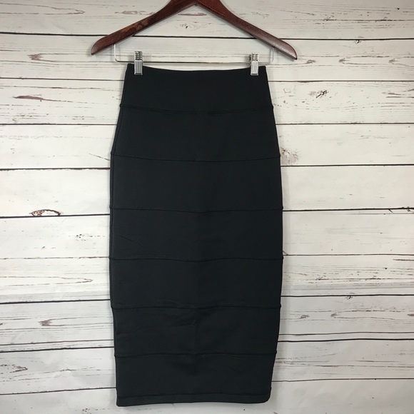 lululemon athletica Dresses & Skirts - Lululemon Yoga Over Skirt-Black, Size 4